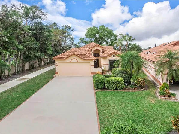3153 SW Montebello Pl, Palm City, FL 34990