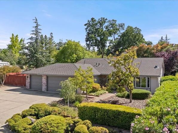 4810 Castana Dr, Cameron Park, CA 95682