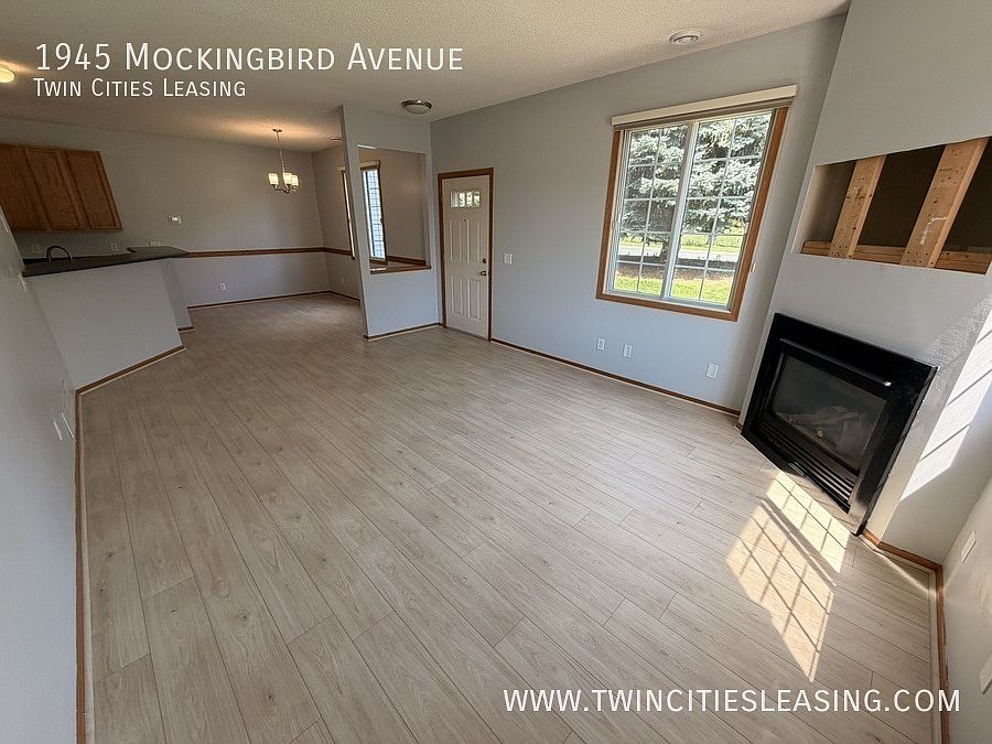 1st image of 1945 Mockingbird Ave
