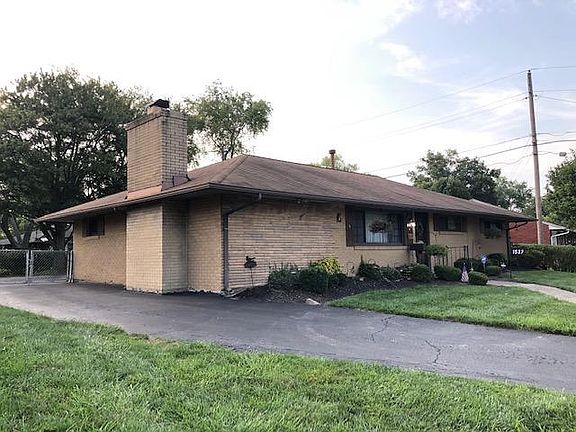 3rd image of 1537 Haft Dr