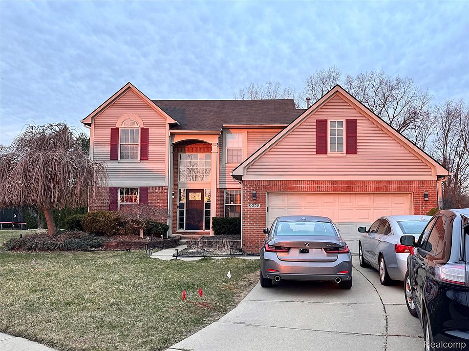 1st image of 9228 W Walden Dr