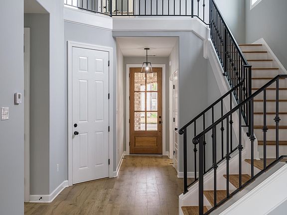 3rd image of 7966 Rivermist Dr