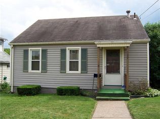 399 Lincoln St, Sharon, PA 16146