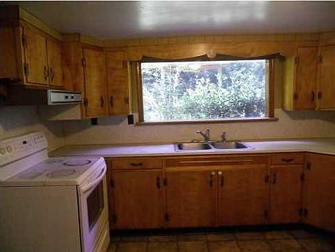 2nd image of 3629 Fountain Ave