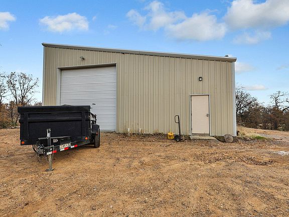3rd image of 21532 Gilbert Dr