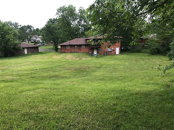 2nd image of 702-704 Pear Tree Cir #45AE95110