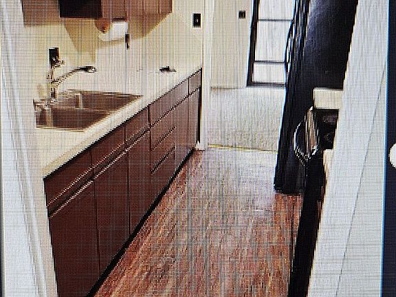 4th image of 9034 Wilcrest Dr