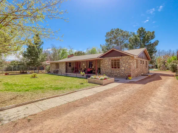 7872 La Senda Dr, El Paso, TX 79915