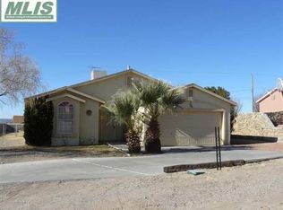 5201 Navajo Trl, Las Cruces, NM 88012