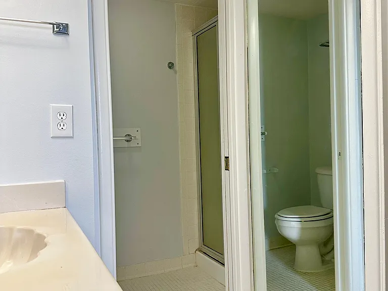 2617 Cove Cay Dr #1-311 — Photo 27