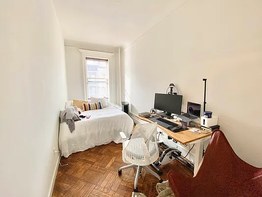 Rented by Oxford Property Group | media 11