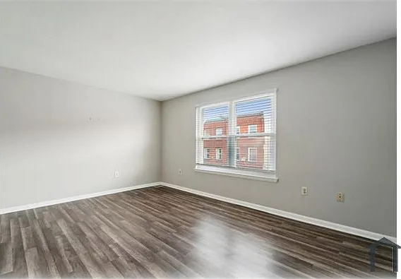 4 bed, 1647 sqft, $2,600 — Photo 3