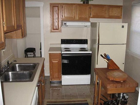 4th image of 168 Yale Ave