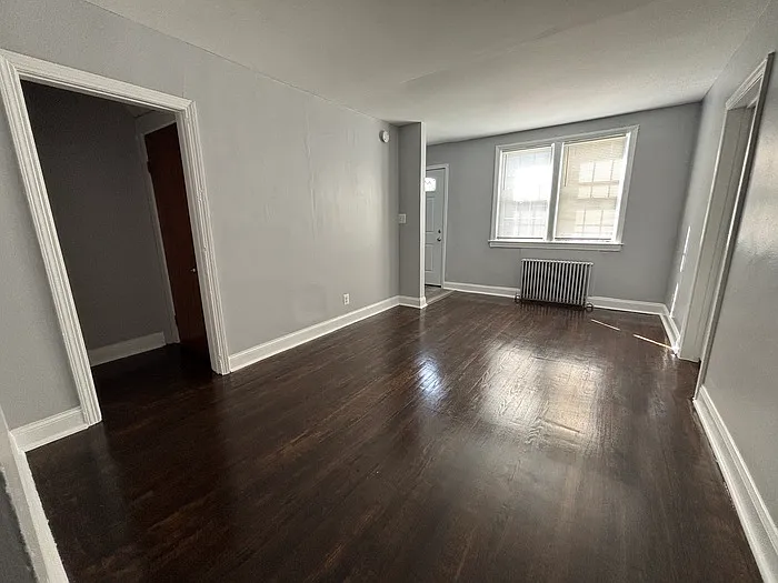 4 bed, 2.0 bath, $2,800 — Photo 2