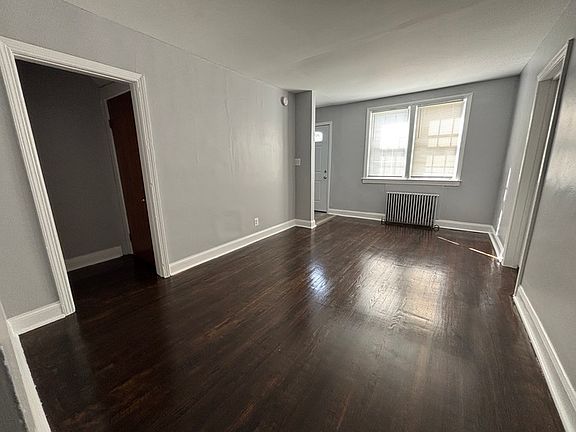 2nd image of 6199 Chinquapin Pkwy