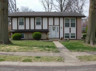 1801 Stanford Pl, Edwardsville, IL