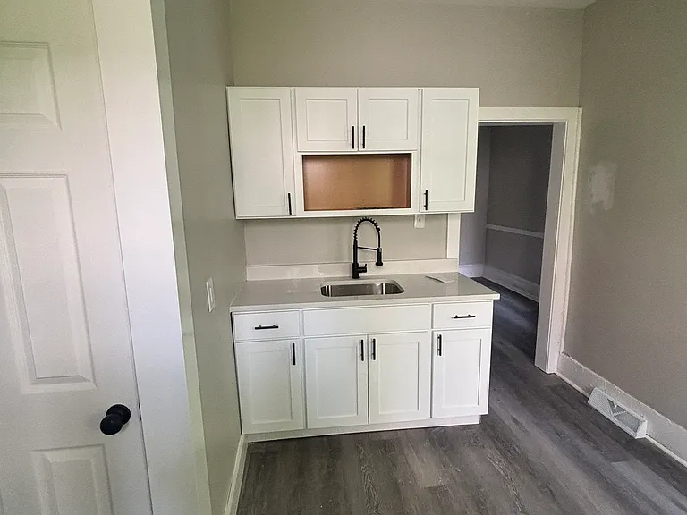 5825 Pemberton St — Photo 7