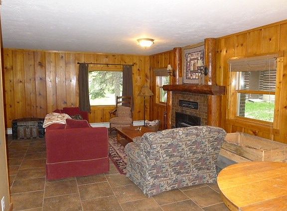 3rd image of 4212 Casino Creek Rd
