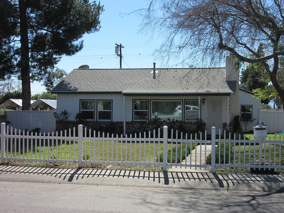 1st image of 804 E Harvard Pl
