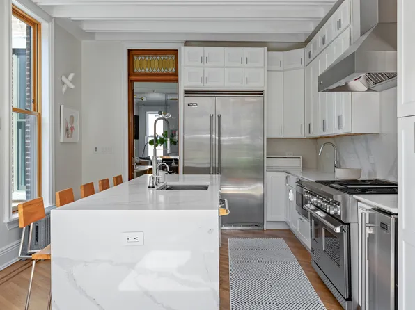 400 Putnam Avenue image 7 of 32