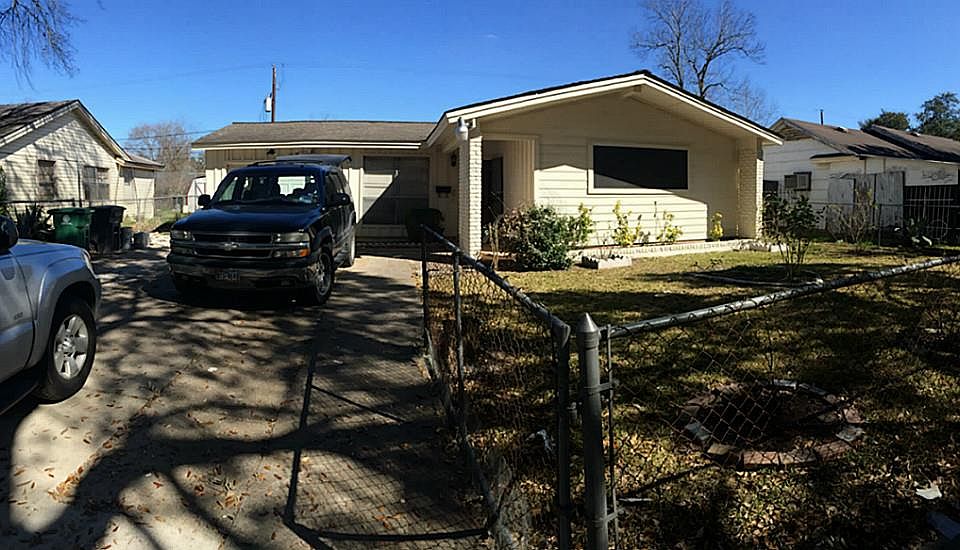1st image of 2906 Tidewater Dr