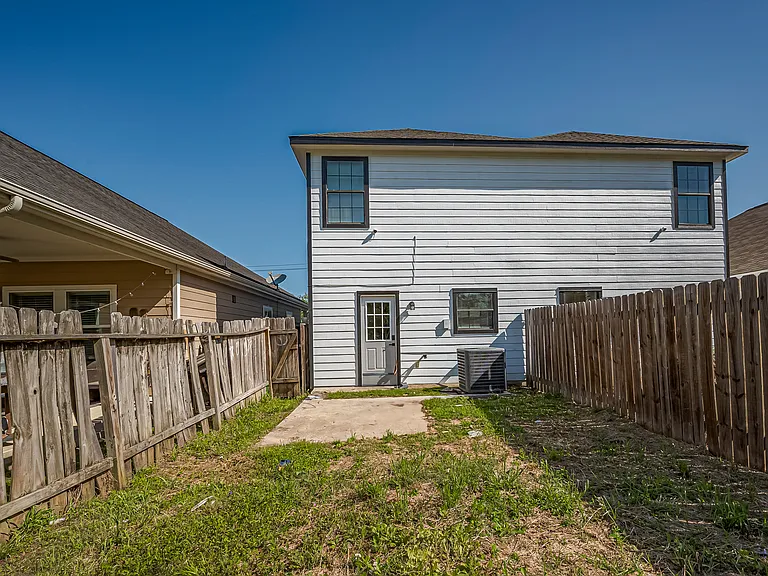 4320 Maggie St #B — Photo 30