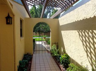 1111 Lakeshore Dr UNIT A4, Eustis, FL 32726
