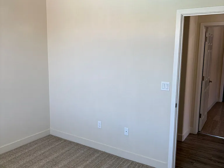 Luxe Ripon Apartments — Photo 40
