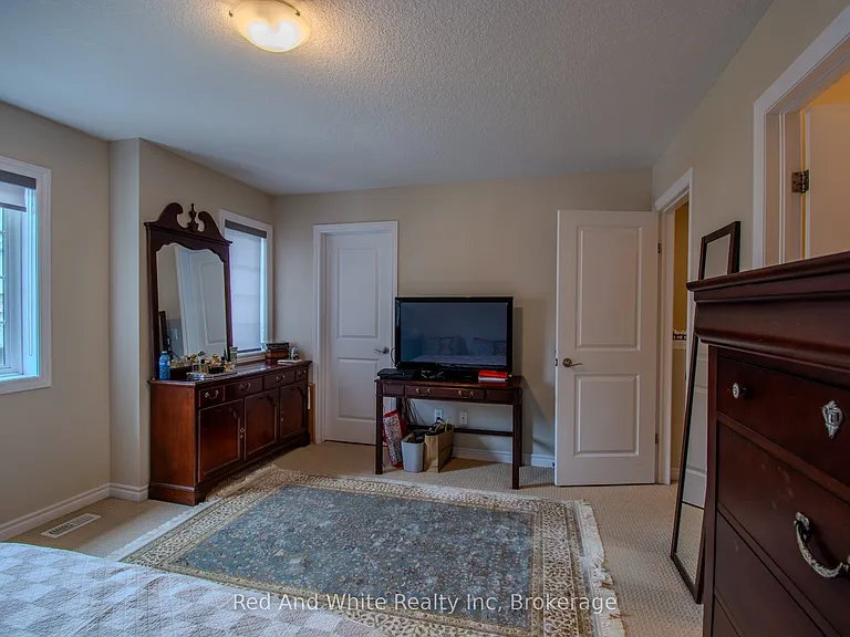 635 Saginaw Pkwy #10 — Photo 12