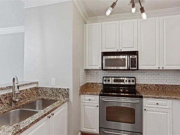 4th image of 10 Perimeter Summit Blvd NE APT 1207