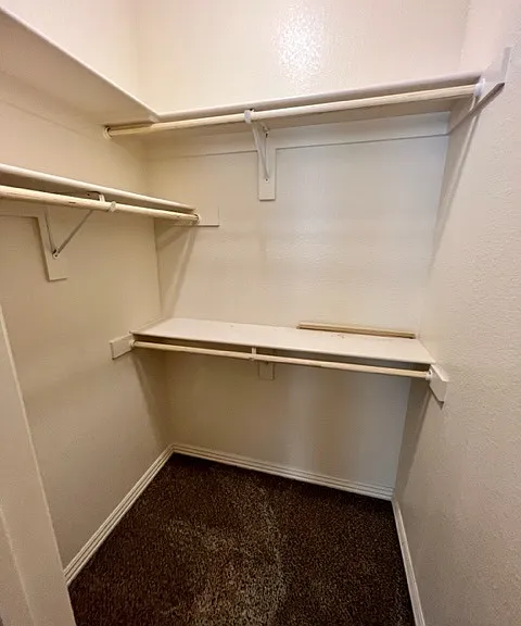 892 W Hughes St — Photo 11