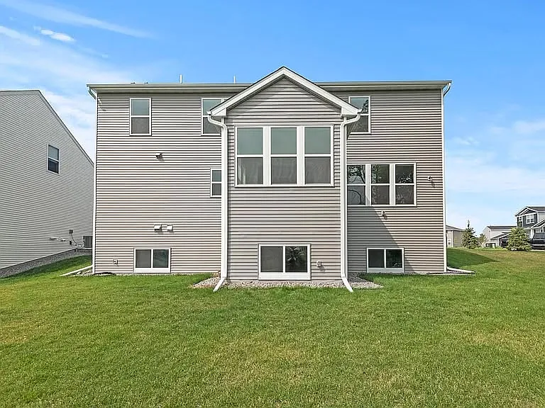 5898 Urbandale Ct N — Photo 26