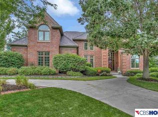 16606 Jackson St, Omaha, NE 68118