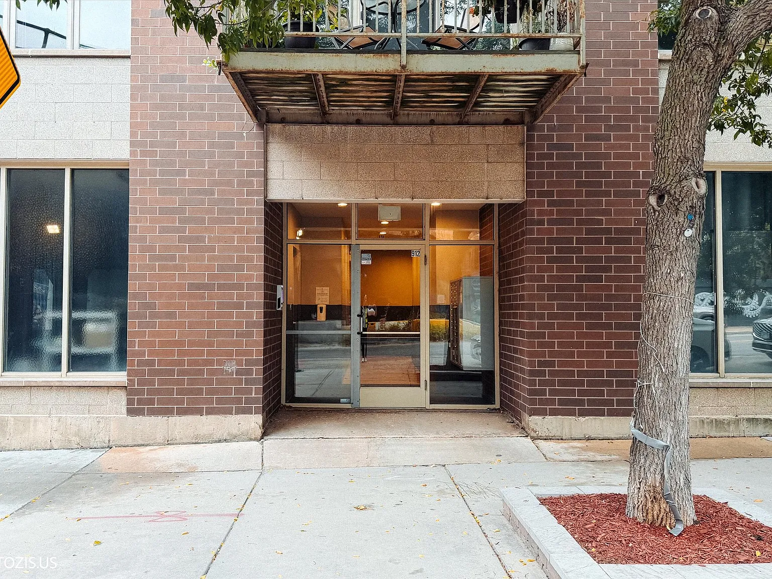 2 bed, 1800 sqft, $4,000 — Photo 3