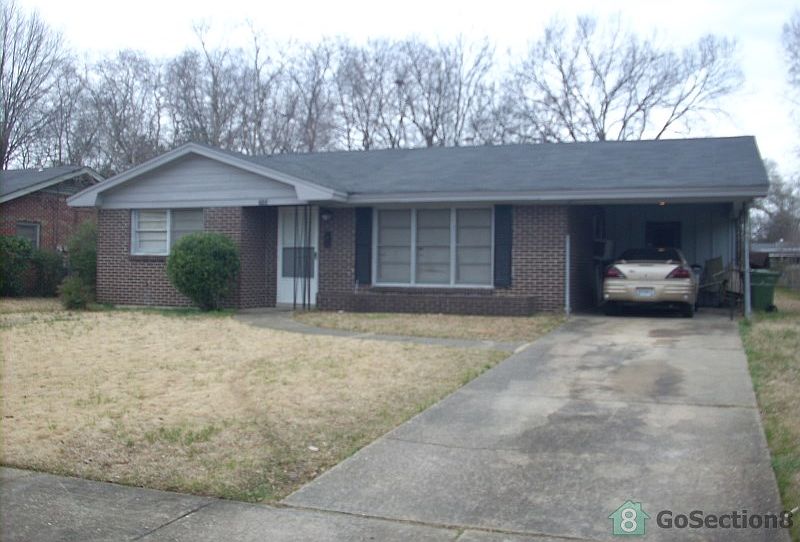 2nd image of 4212 Sussex Dr