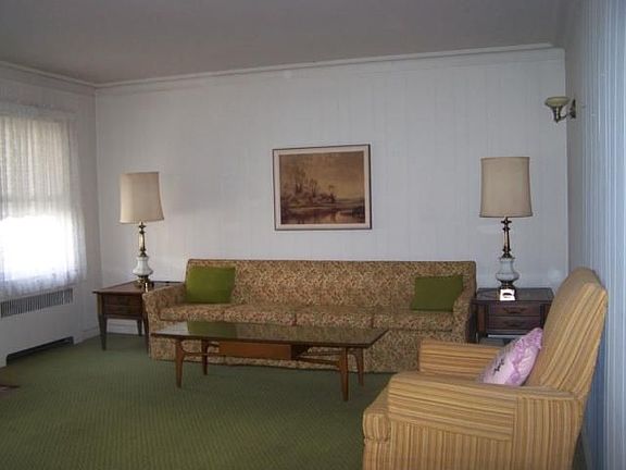 3rd image of 111 Ramsey Ave