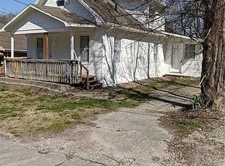 4710 E 16th St, Kansas City, MO 64127