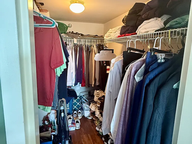 127 Greyrock — Photo 6