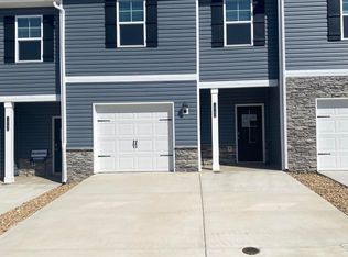 1040 Saylors Pl, Jonesborough, TN 37659