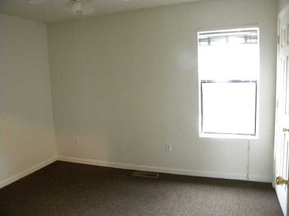 4th image of 6280 Lucille Dr APT A