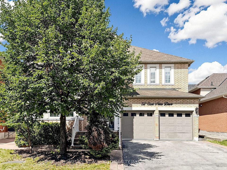 1st image of 32 Casa Nova Dr