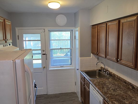5th image of 8241 Delmar Blvd #1-W