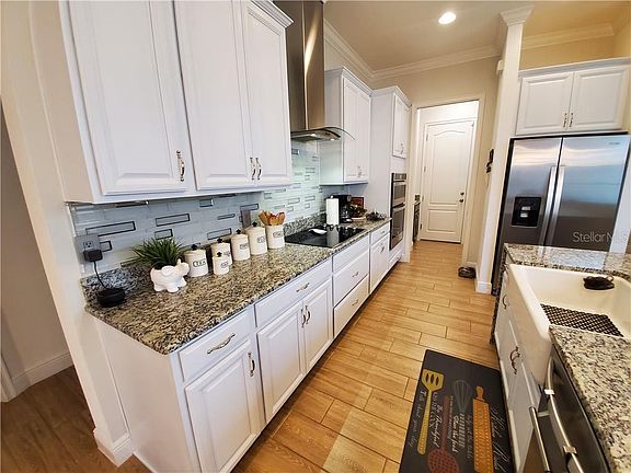 4th image of 10424 Winwick Ln