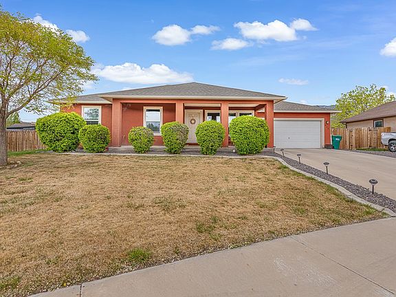 2nd image of 825 Cabernet Dr