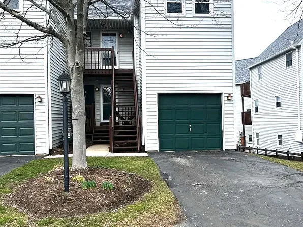 634 W 2nd St APT 306, Erie, PA 16507