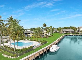 7 Pumpkin Cay Rd #A, Ocean Reef, FL 33037