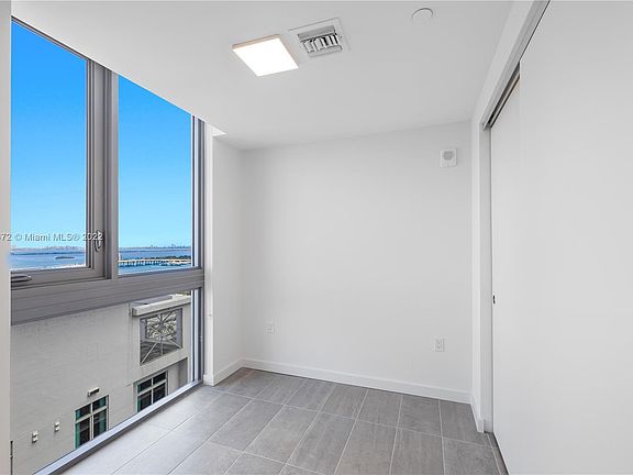 4th image of 227 NE 2nd St #2808