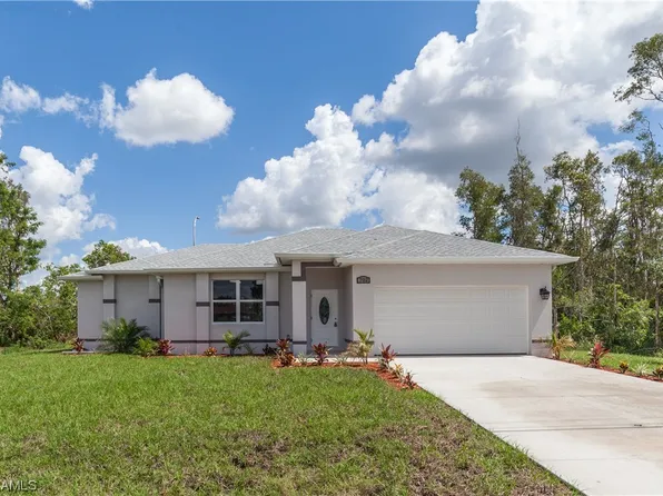 702 Fargo Dr, Fort Myers, FL 33913