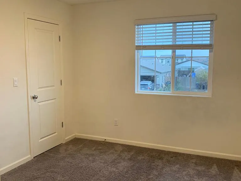 632 Heitz Ct — Photo 8