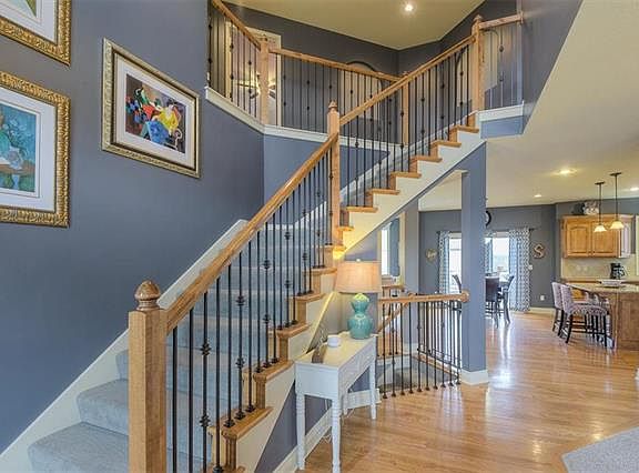 2nd image of 5139 Meadow Height Dr